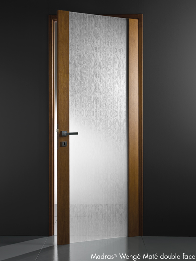 /public/uploads/sites/14/FOTO_5_wenge__mate__d.f._porta-1.jpg